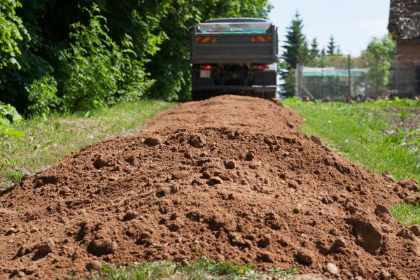 Residential Soil Delivery in Minneapolis