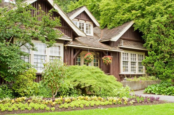 Log Home Landscaping in Minneapolis
